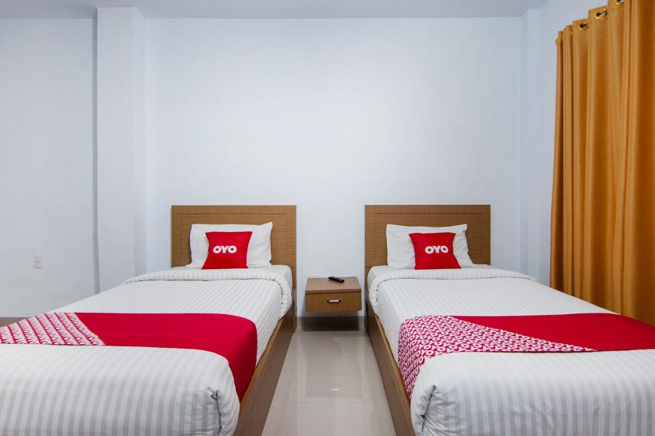 Thyesza Hotel Ambarita المظهر الخارجي الصورة