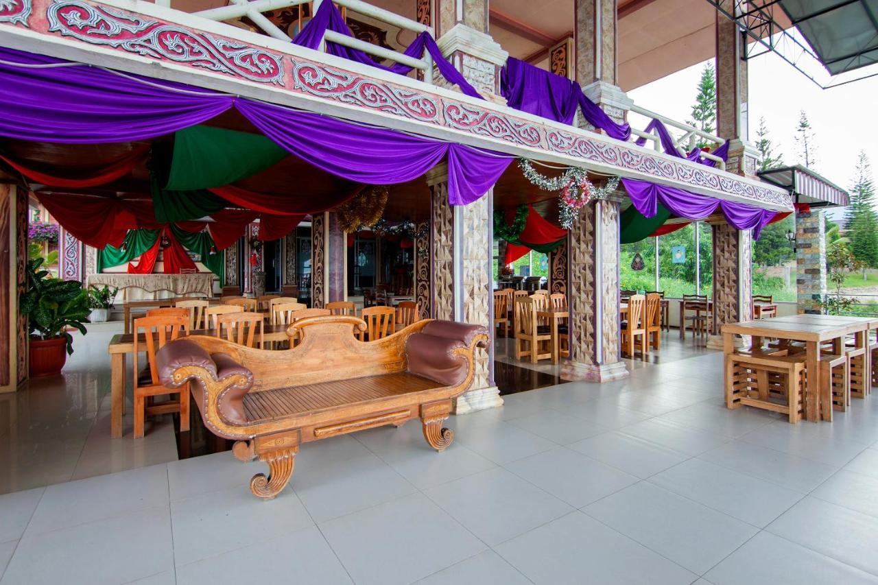Thyesza Hotel Ambarita المظهر الخارجي الصورة