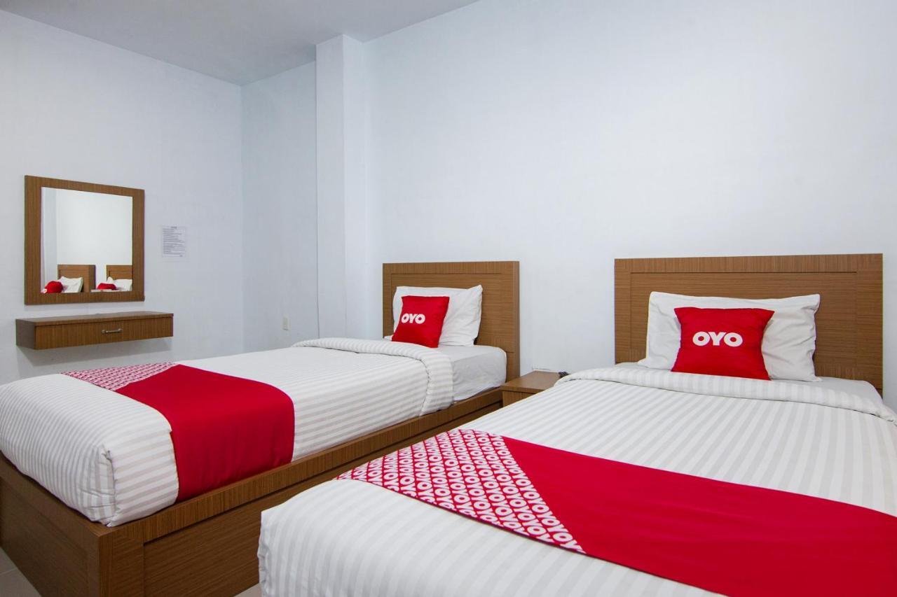 Thyesza Hotel Ambarita المظهر الخارجي الصورة