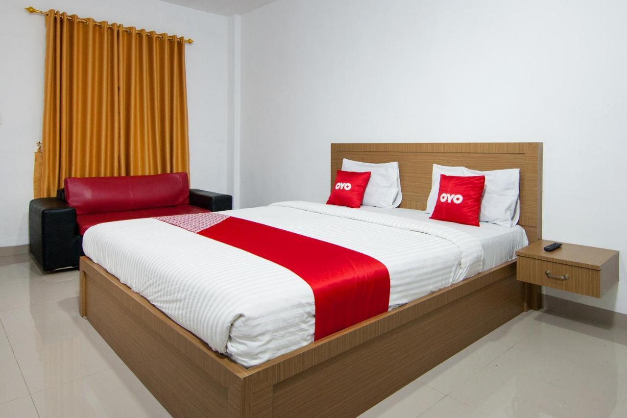 Thyesza Hotel Ambarita المظهر الخارجي الصورة