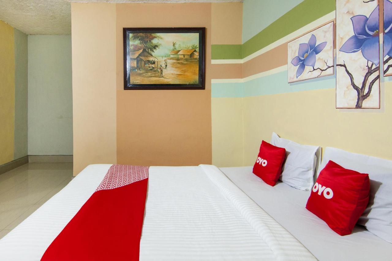 Thyesza Hotel Ambarita المظهر الخارجي الصورة